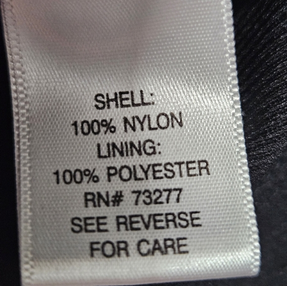 Croft & Barrow layered tank size Medium - Picture 3 of 4